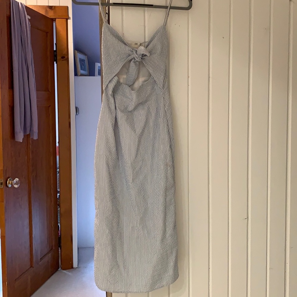 Privacy Please Hibiscus Midi Dress - Picture 2 of 4